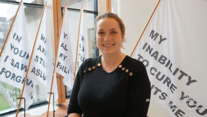 fDSC05437- eindexamenexpositie kunstakademie AKV-StJoost Den Bosch in JBZ - opening - 6sept2017 - foto GerardMontE web