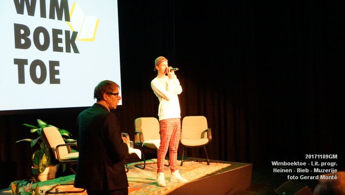 FDSC06374-  Literair programma Wimboektoe - Heinen Bieb Muzerije - 9nov2017 - foto GerardMontE web