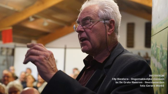 gDSC08014- Elly Biesters =Ongemakkelijke mensen=  in bezoekerscentrum De Grote Rivieren - Heerewaarden - 19nov2017 - foto GerardMontE web