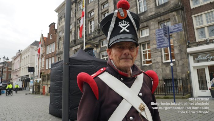 DSC09668- Historische intocht bij het afscheid van burgemeester Ton Rombouts - stadhuis - 30september2017 - foto GerardMontE web