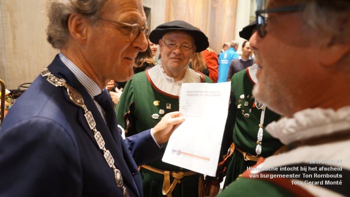 DSC09827- Historische intocht bij het afscheid van burgemeester Ton Rombouts - stadhuis - 30september2017 - foto GerardMontE web