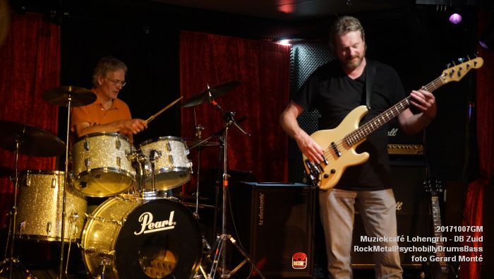 DSC01151- Muziekcafe Lohengrin - RockMetalPsychobillyDrumsBass  - 7oktober2017 - foto GerardMontE web