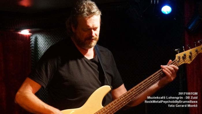 DSC01154- Muziekcafe Lohengrin - RockMetalPsychobillyDrumsBass  - 7oktober2017 - foto GerardMontE web