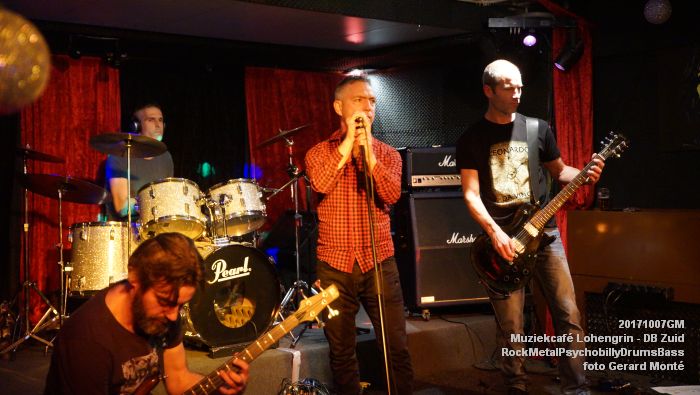 DSC01164- Muziekcafe Lohengrin - RockMetalPsychobillyDrumsBass  - 7oktober2017 - foto GerardMontE web