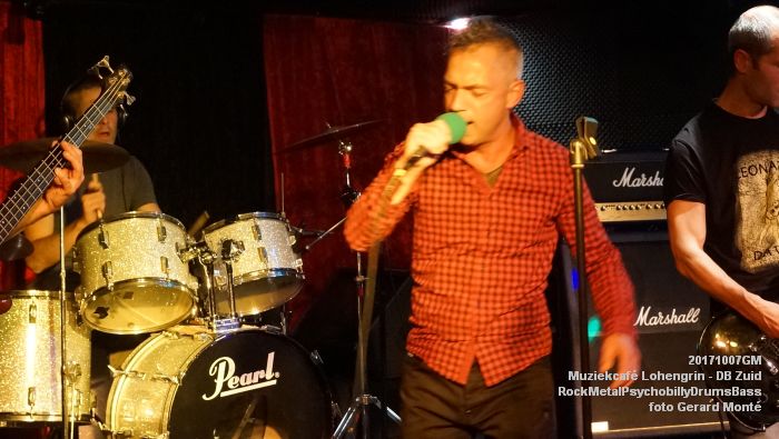 DSC01174- Muziekcafe Lohengrin - RockMetalPsychobillyDrumsBass  - 7oktober2017 - foto GerardMontE web