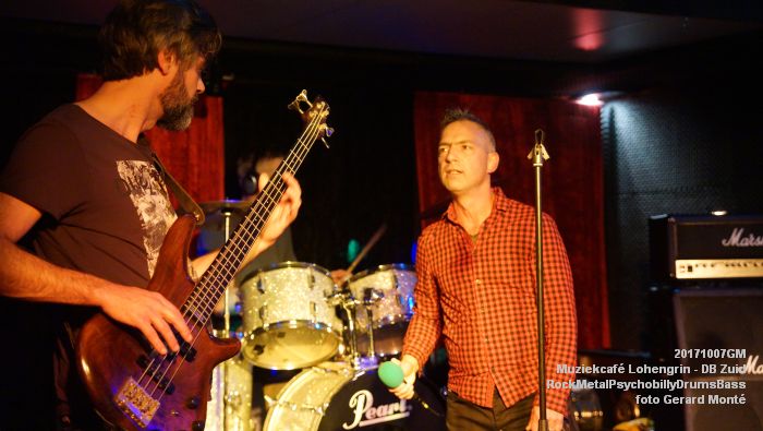 DSC01183- Muziekcafe Lohengrin - RockMetalPsychobillyDrumsBass  - 7oktober2017 - foto GerardMontE web