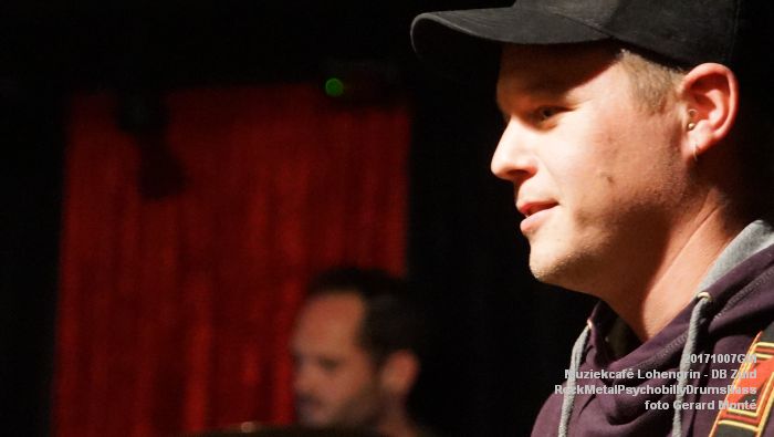DSC01192- Muziekcafe Lohengrin - RockMetalPsychobillyDrumsBass  - 7oktober2017 - foto GerardMontE web