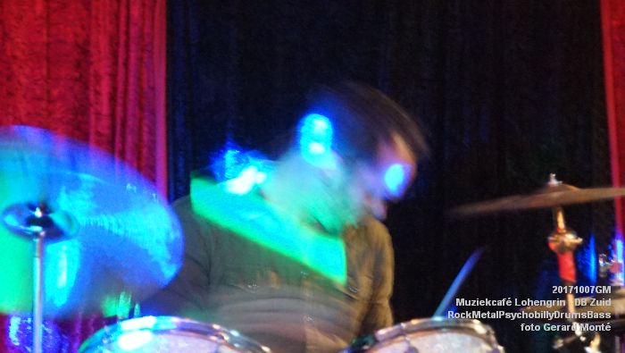 DSC01193- Muziekcafe Lohengrin - RockMetalPsychobillyDrumsBass  - 7oktober2017 - foto GerardMontE web
