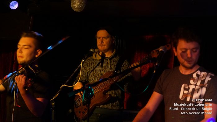 DSC02660- Muziekcafe Lohengrin - Blunt - folk rock - 14oktober2017 - foto GerardMontE web
