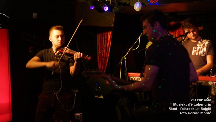 DSC02679- Muziekcafe Lohengrin - Blunt - folk rock - 14oktober2017 - foto GerardMontE web