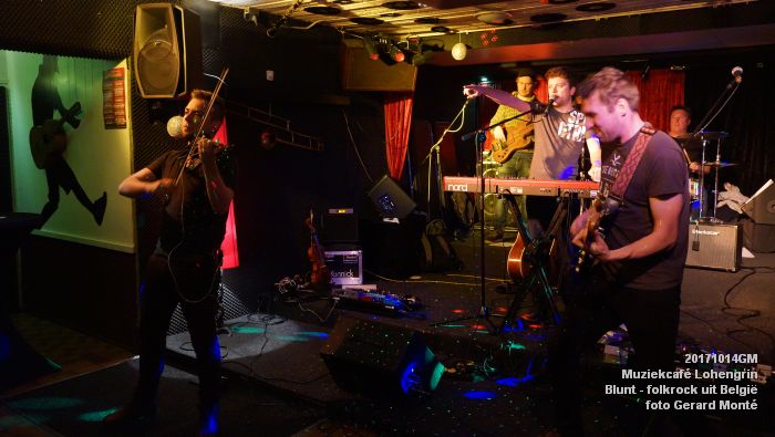 DSC02682- Muziekcafe Lohengrin - Blunt - folk rock - 14oktober2017 - foto GerardMontE web