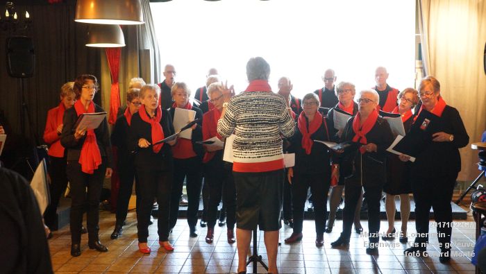 k2DSC03846- Muziekcafe Lohengrin - Eigenwijs - Tis nie te geleuve - 22oktober2017 - foto GerardMontE web