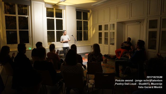 DSC03937- Poezie-avond voor jonge schrijftalenten - Poetry Out Loud van Studi073, Muzerije - 23oktober2017 - foto GerardMontE web