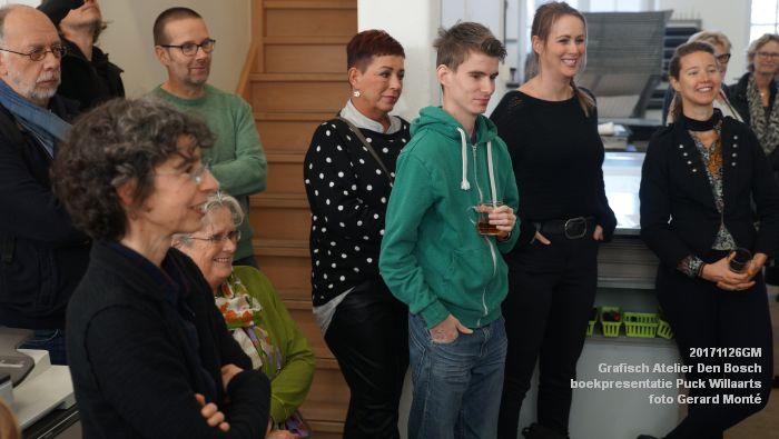 DSC08941- Grafisch Atelier Den Bosch - boekpresentatie tekeningen Puck Willaarts - 26nov2017 - foto GerardMontE web