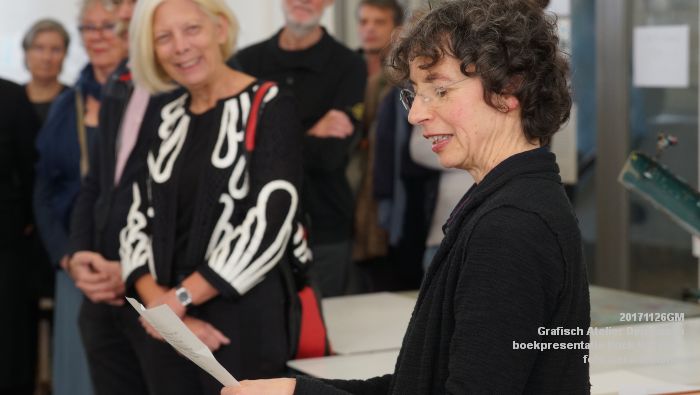 DSC08957- Grafisch Atelier Den Bosch - boekpresentatie tekeningen Puck Willaarts - 26nov2017 - foto GerardMontE web