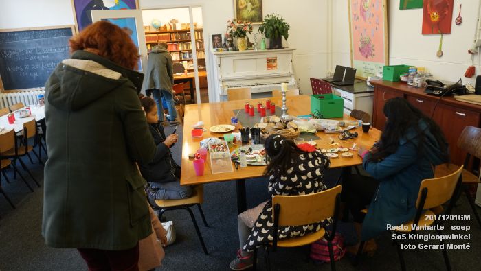 DSC09436- Resto Vanharte Pompoendag Boschveld - SoS Kringloopwinkel - Hambaken - Kruiskamp - 1dec2017 - foto GerardMontE web DSC09436- Resto Vanharte Pompoendag Boschveld - SoS Kringloopwinkel - Hambaken - Kruiskamp - 1dec2017 - foto GerardMontE web
