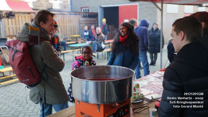 DSC09458- Resto Vanharte Pompoendag Boschveld - SoS Kringloopwinkel - Hambaken - Kruiskamp - 1dec2017 - foto GerardMontE web DSC09458- Resto Vanharte Pompoendag Boschveld - SoS Kringloopwinkel - Hambaken - Kruiskamp - 1dec2017 - foto GerardMontE web