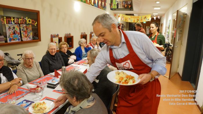 eDSC00134- Resto Vanharte Pompoendag Boschveld - SoS Kringloopwinkel - Hambaken - Kruiskamp - 4dec2017 - foto GerardMontE web eDSC00134- Resto Vanharte Pompoendag Boschveld - SoS Kringloopwinkel - Hambaken - Kruiskamp - 4dec2017 - foto GerardMontE web