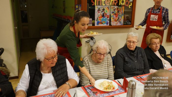 eDSC00135- Resto Vanharte Pompoendag Boschveld - SoS Kringloopwinkel - Hambaken - Kruiskamp - 4dec2017 - foto GerardMontE web eDSC00135- Resto Vanharte Pompoendag Boschveld - SoS Kringloopwinkel - Hambaken - Kruiskamp - 4dec2017 - foto GerardMontE web