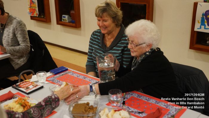 eDSC00140- Resto Vanharte Pompoendag Boschveld - SoS Kringloopwinkel - Hambaken - Kruiskamp - 4dec2017 - foto GerardMontE web eDSC00140- Resto Vanharte Pompoendag Boschveld - SoS Kringloopwinkel - Hambaken - Kruiskamp - 4dec2017 - foto GerardMontE web