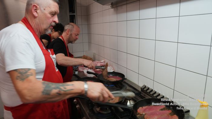 gDSC09884- Resto Vanharte - Boschveld Actief -  BBs Boschveld - De Bossche Bluumkes - 22dec2017 - foto GerardMontE web gDSC09884- Resto Vanharte - Boschveld Actief -  BBs Boschveld - De Bossche Bluumkes - 22dec2017 - foto GerardMontE web