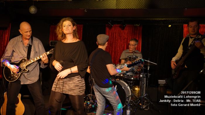 DSC00677- Muziekcafe Lohengrin - Jankity-Deliria-TEAB - 9dec2017 - foto GerardMontE web