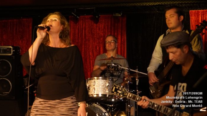 DSC00682- Muziekcafe Lohengrin - Jankity-Deliria-TEAB - 9dec2017 - foto GerardMontE web