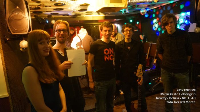 DSC00694- Muziekcafe Lohengrin - Jankity-Deliria-TEAB - 9dec2017 - foto GerardMontE web