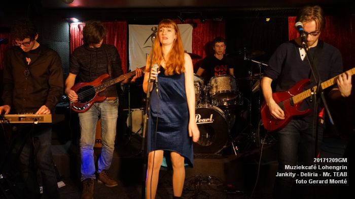 DSC00723- Muziekcafe Lohengrin - Jankity-Deliria-TEAB - 9dec2017 - foto GerardMontE web