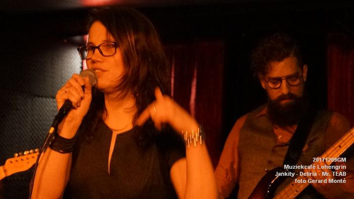 DSC00742- Muziekcafe Lohengrin - Jankity-Deliria-TEAB - 9dec2017 - foto GerardMontE web