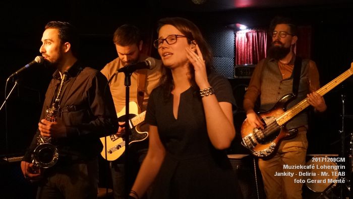 DSC00750- Muziekcafe Lohengrin - Jankity-Deliria-TEAB - 9dec2017 - foto GerardMontE web