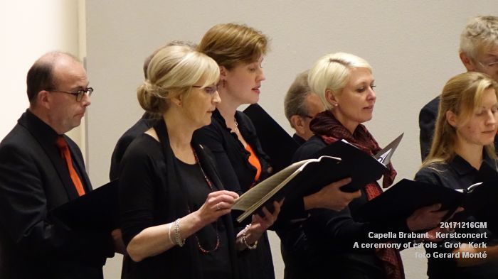 DSC04077- Capella Brabant - Kerstconcert - A ceremony of carols -  Grote Kerk - 16dec2017 - foto GerardMontE web