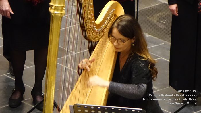 DSC04098- Capella Brabant - Kerstconcert - A ceremony of carols -  Grote Kerk - 16dec2017 - foto GerardMontE web