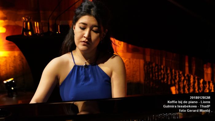 eDSC01356- Koffie bij de piano - Connie Lou - Gulmira Issabekova - ThadP - 28jan2018 - foto GerardMontE web
