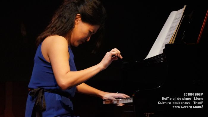eDSC01422- Koffie bij de piano - Connie Lou - Gulmira Issabekova - ThadP - 28jan2018 - foto GerardMontE web