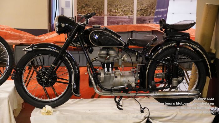 DSC00267- Oldtimerbeurs voor Motoren Bromfietsen en Fietsen - Autotron Rosmalen - 14jan2018 - foto GerardMontE web DSC00267- Oldtimerbeurs voor Motoren Bromfietsen en Fietsen - Autotron Rosmalen - 14jan2018 - foto GerardMontE web