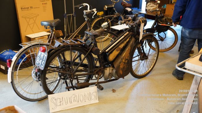 DSC00281- Oldtimerbeurs voor Motoren Bromfietsen en Fietsen - Autotron Rosmalen - 14jan2018 - foto GerardMontE web DSC00281- Oldtimerbeurs voor Motoren Bromfietsen en Fietsen - Autotron Rosmalen - 14jan2018 - foto GerardMontE web