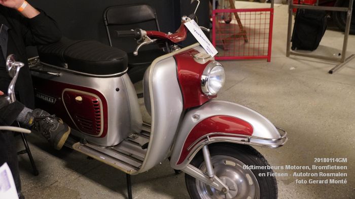 DSC00284- Oldtimerbeurs voor Motoren Bromfietsen en Fietsen - Autotron Rosmalen - 14jan2018 - foto GerardMontE web DSC00284- Oldtimerbeurs voor Motoren Bromfietsen en Fietsen - Autotron Rosmalen - 14jan2018 - foto GerardMontE web