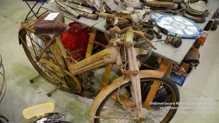 DSC00301- Oldtimerbeurs voor Motoren Bromfietsen en Fietsen - Autotron Rosmalen - 14jan2018 - foto GerardMontE web DSC00301- Oldtimerbeurs voor Motoren Bromfietsen en Fietsen - Autotron Rosmalen - 14jan2018 - foto GerardMontE web