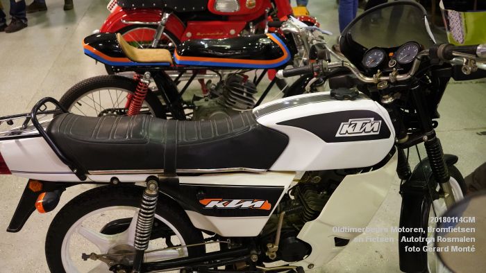 DSC00311- Oldtimerbeurs voor Motoren Bromfietsen en Fietsen - Autotron Rosmalen - 14jan2018 - foto GerardMontE web DSC00311- Oldtimerbeurs voor Motoren Bromfietsen en Fietsen - Autotron Rosmalen - 14jan2018 - foto GerardMontE web