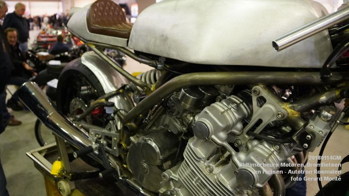 DSC00318- Oldtimerbeurs voor Motoren Bromfietsen en Fietsen - Autotron Rosmalen - 14jan2018 - foto GerardMontE web DSC00318- Oldtimerbeurs voor Motoren Bromfietsen en Fietsen - Autotron Rosmalen - 14jan2018 - foto GerardMontE web