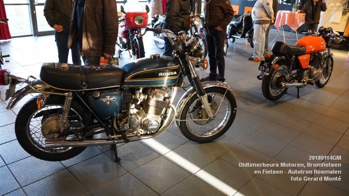 DSC00323- Oldtimerbeurs voor Motoren Bromfietsen en Fietsen - Autotron Rosmalen - 14jan2018 - foto GerardMontE web DSC00323- Oldtimerbeurs voor Motoren Bromfietsen en Fietsen - Autotron Rosmalen - 14jan2018 - foto GerardMontE web