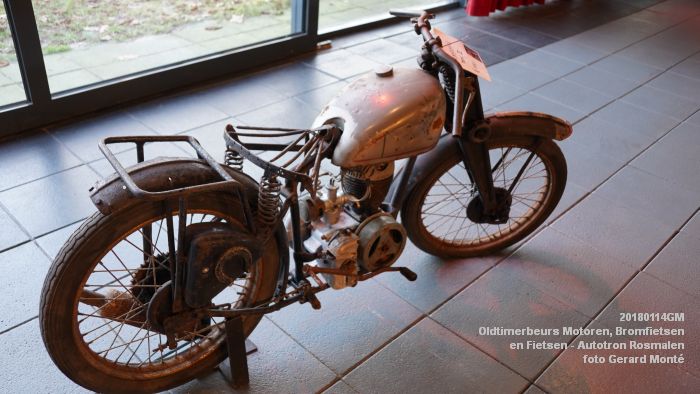DSC00326- Oldtimerbeurs voor Motoren Bromfietsen en Fietsen - Autotron Rosmalen - 14jan2018 - foto GerardMontE web DSC00326- Oldtimerbeurs voor Motoren Bromfietsen en Fietsen - Autotron Rosmalen - 14jan2018 - foto GerardMontE web