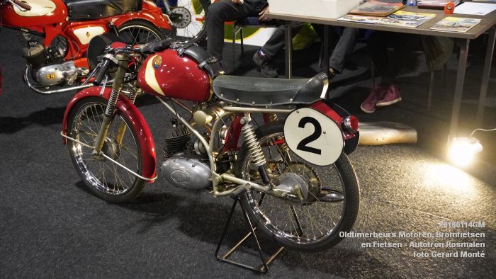 DSC00339- Oldtimerbeurs voor Motoren Bromfietsen en Fietsen - Autotron Rosmalen - 14jan2018 - foto GerardMontE web DSC00339- Oldtimerbeurs voor Motoren Bromfietsen en Fietsen - Autotron Rosmalen - 14jan2018 - foto GerardMontE web