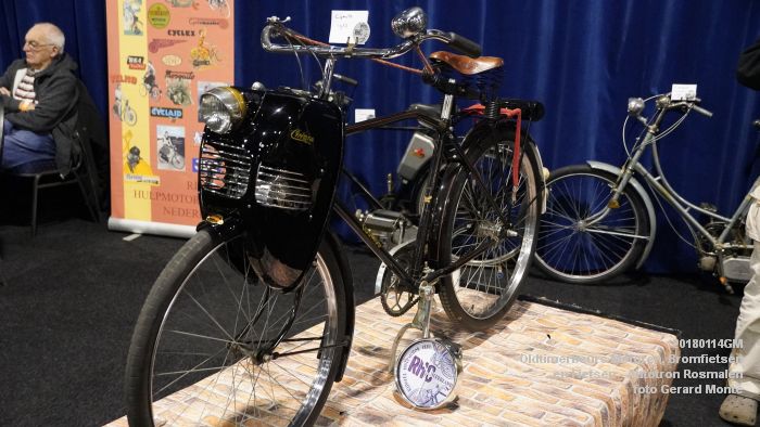 DSC00344- Oldtimerbeurs voor Motoren Bromfietsen en Fietsen - Autotron Rosmalen - 14jan2018 - foto GerardMontE web DSC00344- Oldtimerbeurs voor Motoren Bromfietsen en Fietsen - Autotron Rosmalen - 14jan2018 - foto GerardMontE web