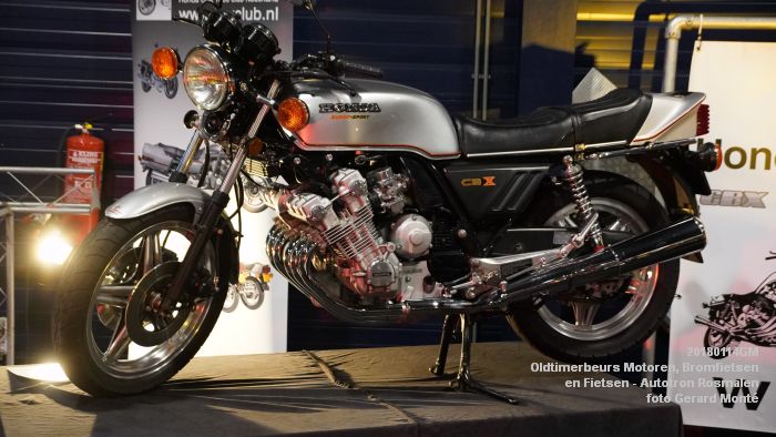 DSC00354- Oldtimerbeurs voor Motoren Bromfietsen en Fietsen - Autotron Rosmalen - 14jan2018 - foto GerardMontE web DSC00354- Oldtimerbeurs voor Motoren Bromfietsen en Fietsen - Autotron Rosmalen - 14jan2018 - foto GerardMontE web