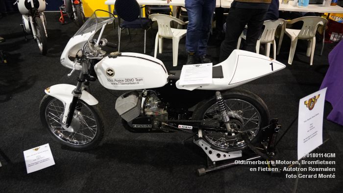 DSC00362- Oldtimerbeurs voor Motoren Bromfietsen en Fietsen - Autotron Rosmalen - 14jan2018 - foto GerardMontE web DSC00362- Oldtimerbeurs voor Motoren Bromfietsen en Fietsen - Autotron Rosmalen - 14jan2018 - foto GerardMontE web