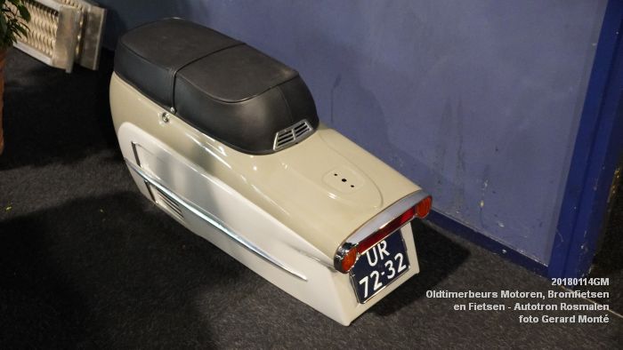 DSC00378- Oldtimerbeurs voor Motoren Bromfietsen en Fietsen - Autotron Rosmalen - 14jan2018 - foto GerardMontE web DSC00378- Oldtimerbeurs voor Motoren Bromfietsen en Fietsen - Autotron Rosmalen - 14jan2018 - foto GerardMontE web