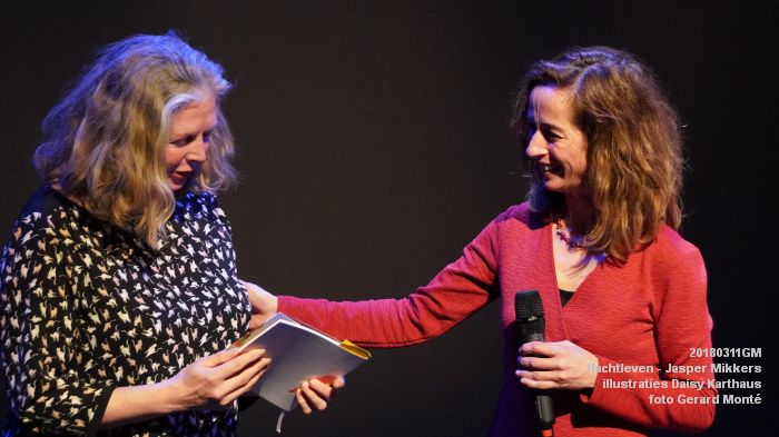 DSC03548- Nachtleven - pres poeziebundel Jasper Mikkers - ill Daisy Karthaus - 11maart2018 - foto GerardMontE web