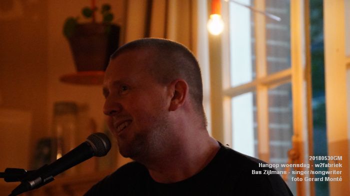 JDSC07554 - Hangop woensdag -  open podium - w2f - singer-songwriter Bas Zijlmans  - 30mei2018 -  foto GerardMontE web